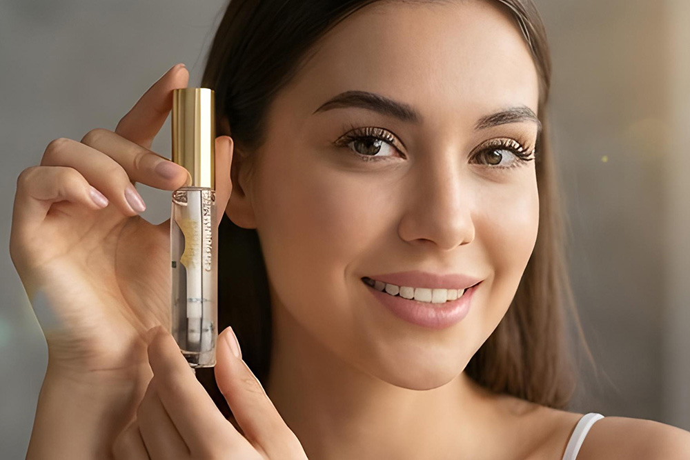 How To Build An Everyday Lash Care Routine With Lash Serum