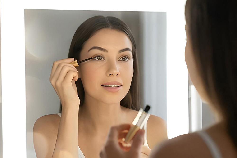 Lash Serum, Extensions Or Falsies: Which Option Fits Your Beauty Style